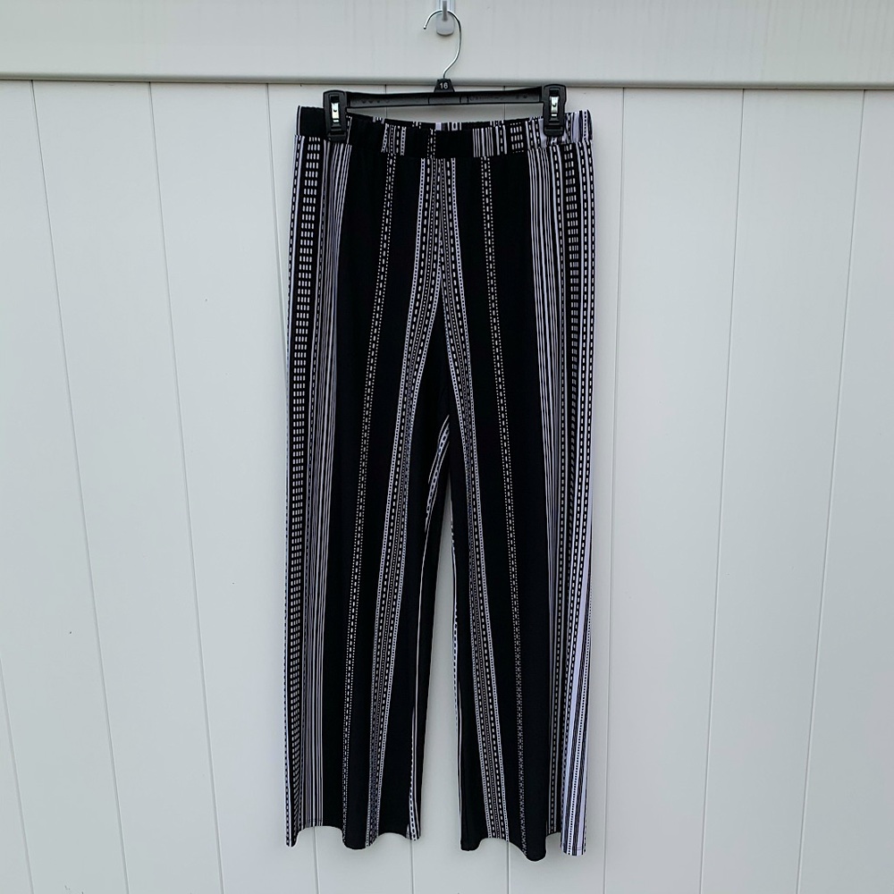 Monteau Soft Flowy Pants